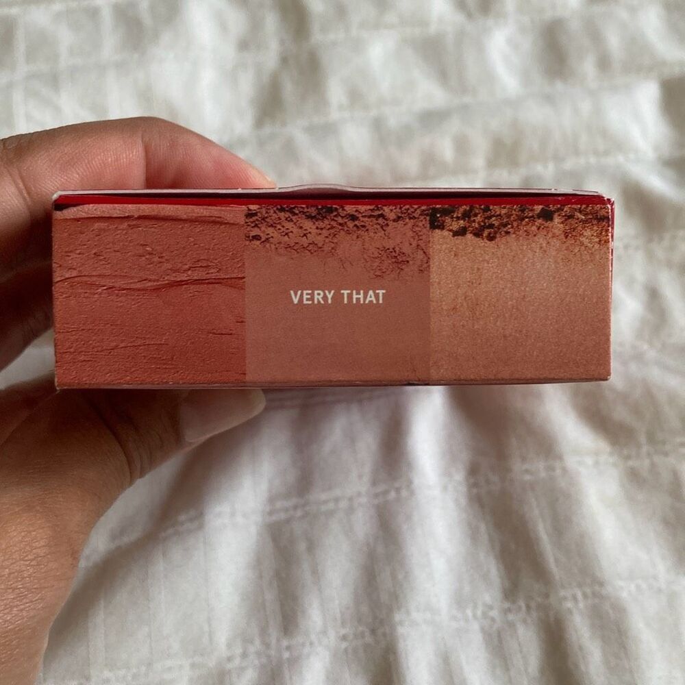 ONE/SIZE Cheek Clapper 3D Blush Trio Very That Cream & Powder Blush Palette - Picture 3 of 5